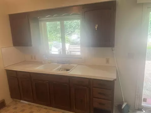 Kitchen - 12773 Sweitzer, Carleton, MI 48117 photo 3 of 3