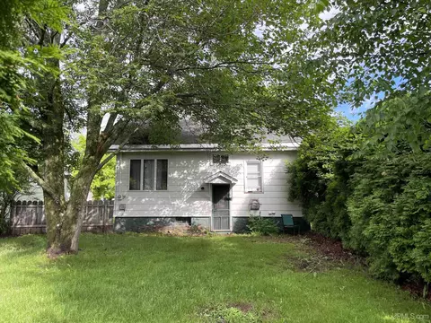 523 N Third, L'anse, MI 49946