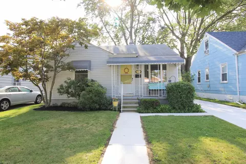 21785 Shakespeare, Eastpointe, MI 48021