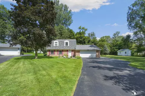 7468 Bridgeway, Temperance, MI 48182