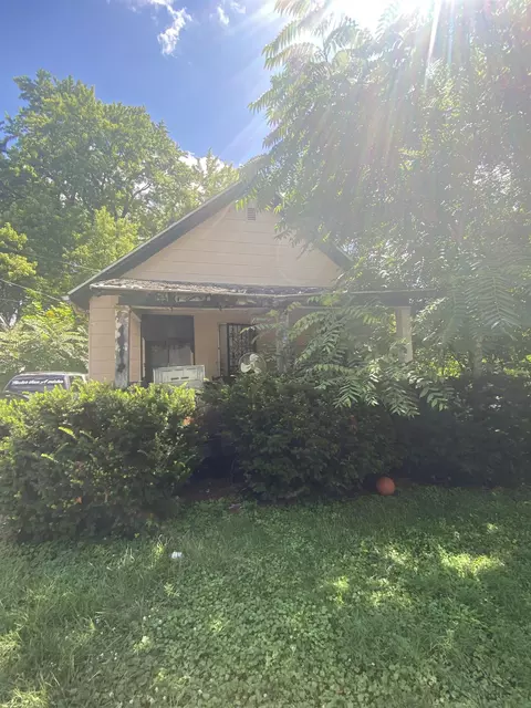 1318 Cronk, Flint, MI 48506