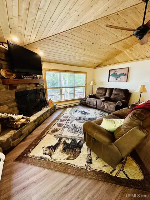 21811 Maple, Michigamme, MI 49861 photo 3