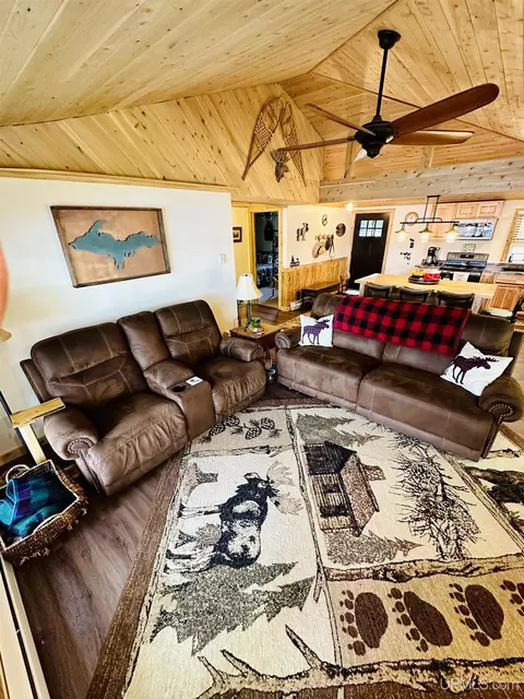 21811 Maple, Michigamme, MI 49861 photo 5