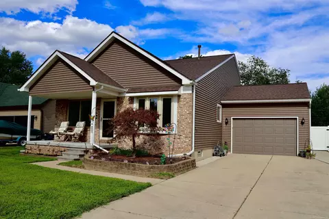 59726 Cynthia, New Haven, MI 48048
