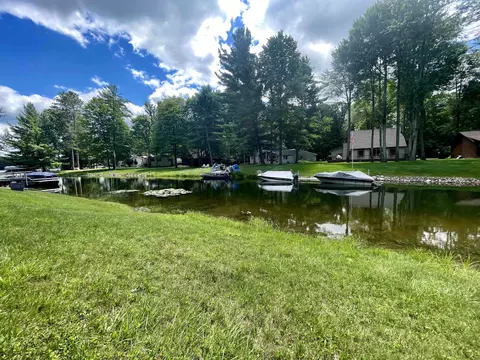 Exterior - 4947 Prince, Gladwin, MI 48624 photo 6 of 18