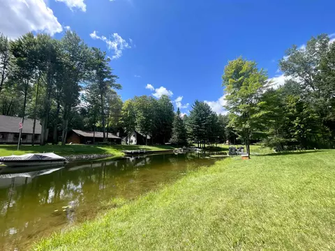 Exterior - 4947 Prince, Gladwin, MI 48624 photo 4 of 18