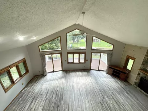 Living - 4947 Prince, Gladwin, MI 48624 photo 6 of 9