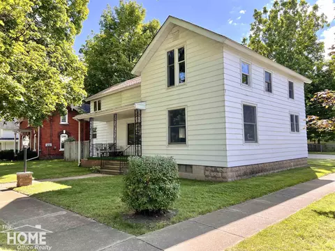 223 N Elm, Owosso, MI 48867