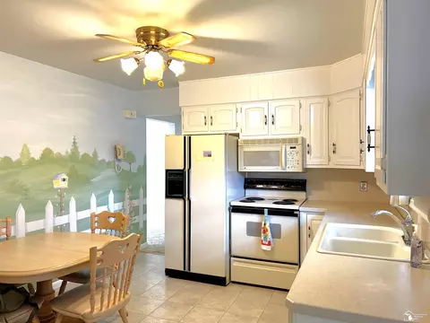 1365 Riverview, Monroe, MI 48162 photo 5