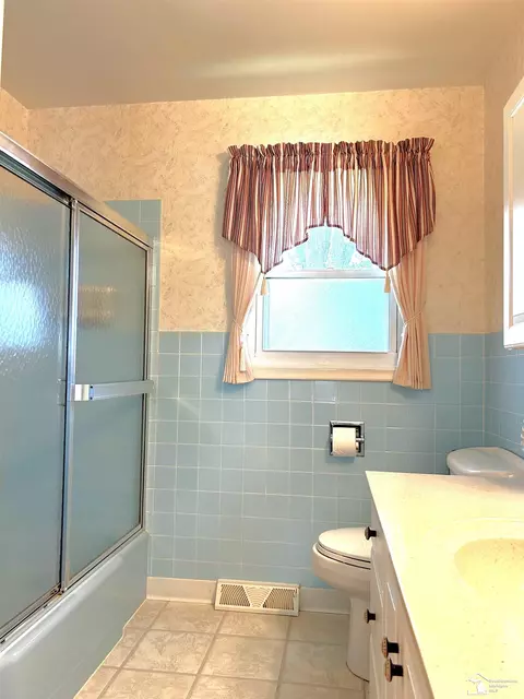 1365 Riverview, Monroe, MI 48162 photo 13