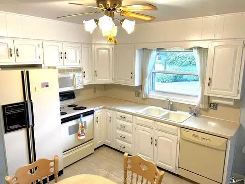 1365 Riverview, Monroe, MI 48162 photo 4