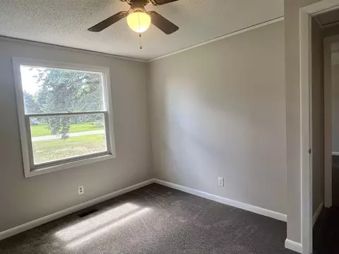806 W Second, Gladwin, MI 48624 photo 17