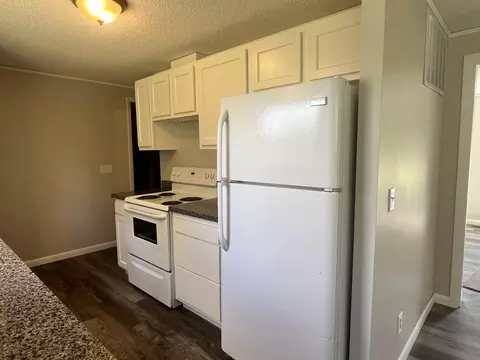 806 W Second, Gladwin, MI 48624 photo 3