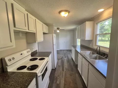 806 W Second, Gladwin, MI 48624 photo 7