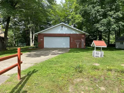 1043 Siesta, Gladwin, MI 48624 photo 37