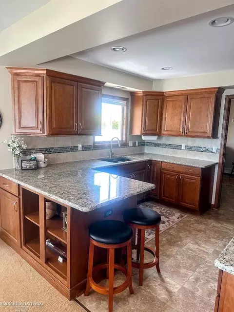 Kitchen - 127 Channelsyde, Algonac, MI 48001 photo 1 of 3