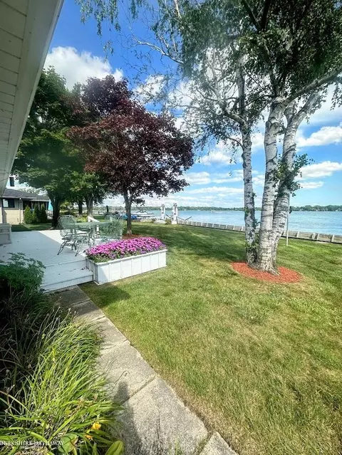 Exterior - 127 Channelsyde, Algonac, MI 48001 photo 6 of 7