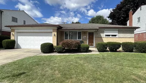29737 Warner, Warren, MI 48092