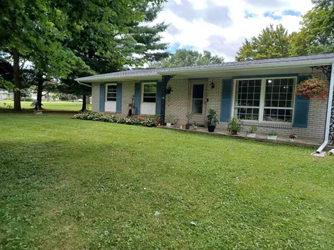 1079 Arrowhead, Burton, MI 48509