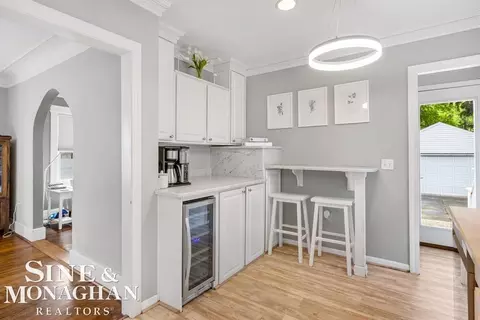 Kitchen - 845 Neff, Grosse Pointe, MI 48230 photo 4 of 4