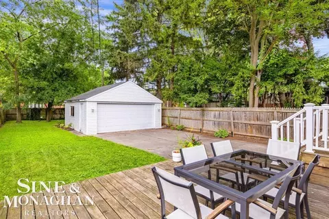 Exterior - 845 Neff, Grosse Pointe, MI 48230 photo 5 of 7