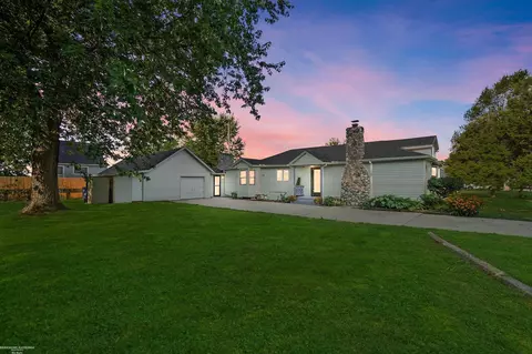 3070 1st, Monroe, MI 48162