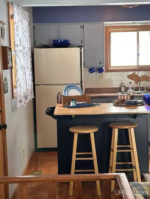 21745 Birch, Michigamme, MI 49861