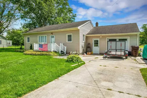 5561 Ravenswood, Kimball, MI 48074