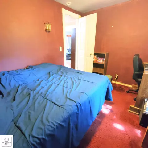 Bedroom - 5319 State, Davison, MI 48423 photo 2 of 2