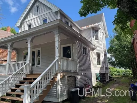 104 Willow, Laurium, MI 49913 photo 2