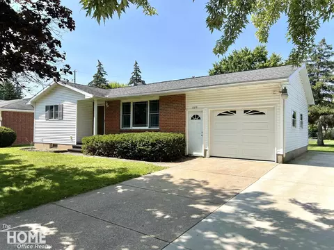 809 N Gould, Owosso, MI 48867