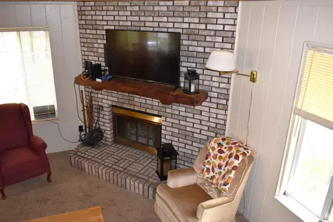 Living - 4776 Lancer, Gladwin, MI 48624 photo 2 of 3