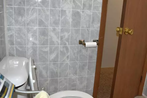 Bath - 4776 Lancer, Gladwin, MI 48624 photo 6 of 6