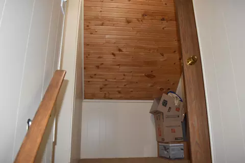 Entry Way - 4776 Lancer, Gladwin, MI 48624 photo 5 of 6