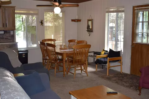 Dining - 4776 Lancer, Gladwin, MI 48624 photo 4 of 4