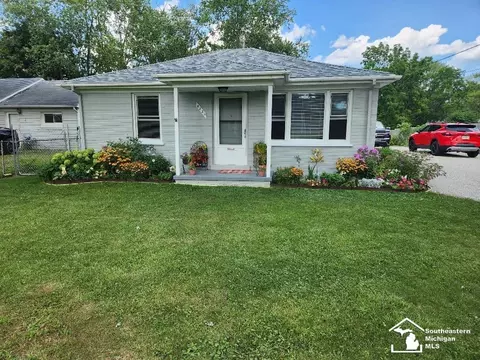 6233 Custer, South Rockwood, MI 48179