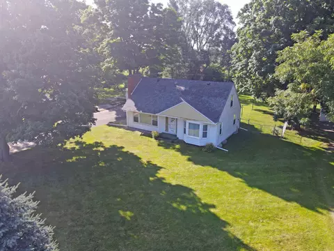 7335 Potter, Flushing, MI 48433 photo 3