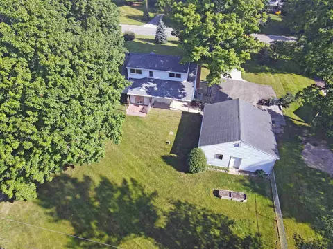 7335 Potter, Flushing, MI 48433 photo 5