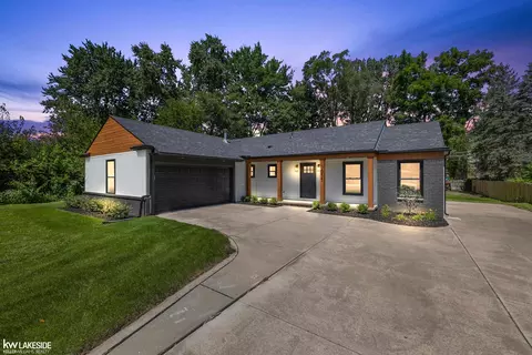 5611 Ponderosa, Shelby Township, MI 48316