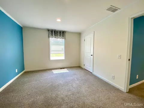 420 S S Lk, Ishpeming, MI 49849 photo 18