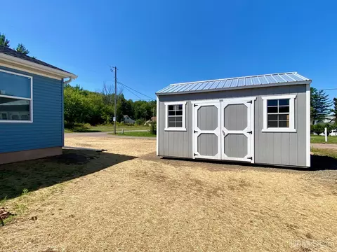 420 S S Lk, Ishpeming, MI 49849 photo 5