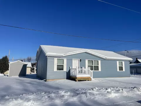420 S S Lk, Ishpeming, MI 49849 photo 32