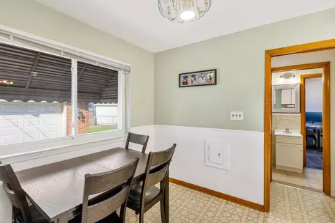 31435 E Wind, Fraser, MI 48026 photo 9