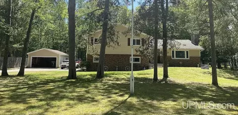 7312 Lake Bluff 194, Gladstone, MI 49837