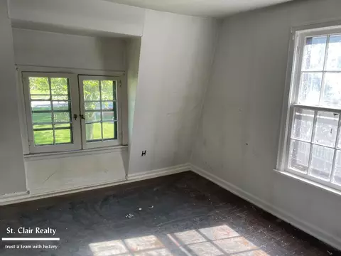 1033 Vine, Saint Clair, MI 48079 photo 8