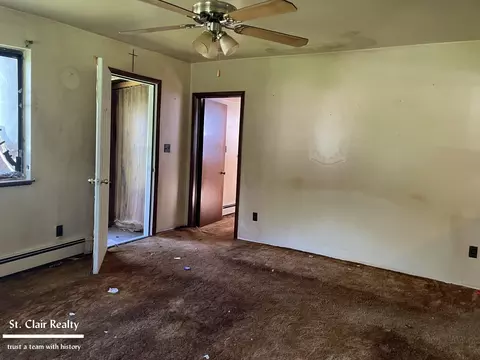 1033 Vine, Saint Clair, MI 48079 photo 5