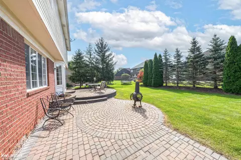 19712 Middle Brk, Macomb, MI 48044 photo 16