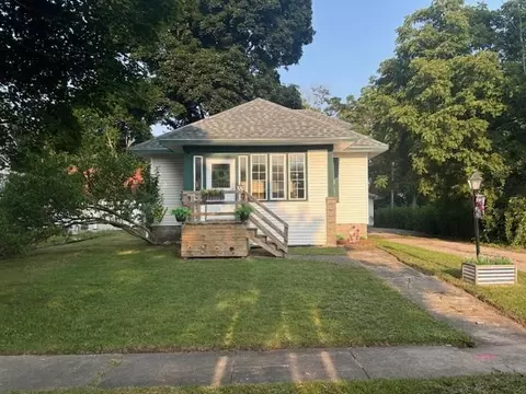 108 S S Ct, Standish, MI 48658
