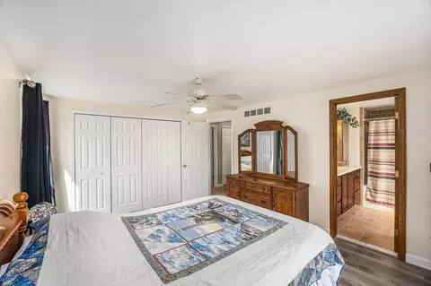 Bedroom - 48115 Valley Frg, Macomb, MI 48044 photo 1 of 4