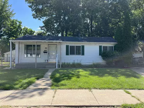 1688 Conway, Ypsilanti, MI 48198